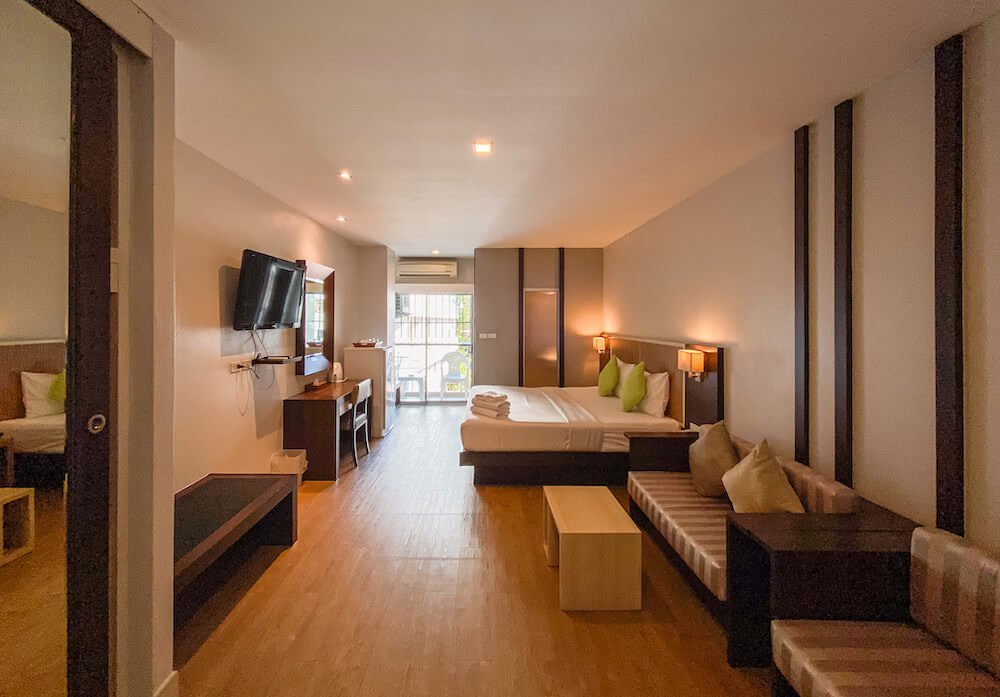 エイプリル スイーツ（April Suites Pattaya）の客室１
