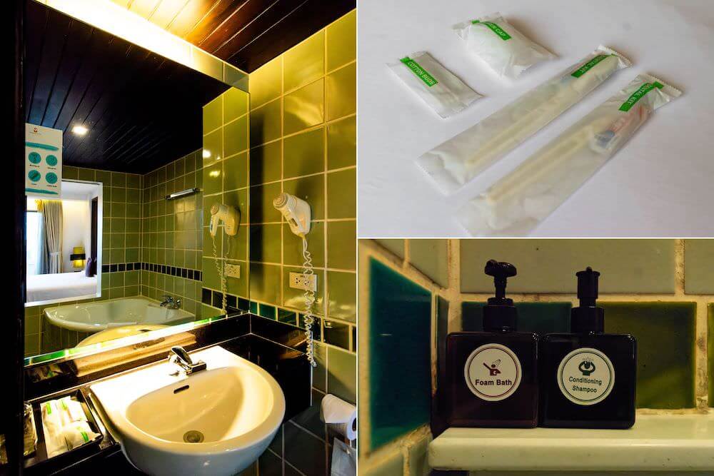 サンビーム ホテル パタヤ（Sunbeam Hotel Pattaya）の客室バスルーム洗面台と備えられているアメニティ
