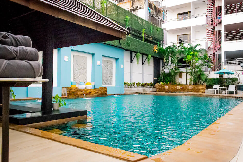 サンビーム ホテル パタヤ（Sunbeam Hotel Pattaya）のプール１
