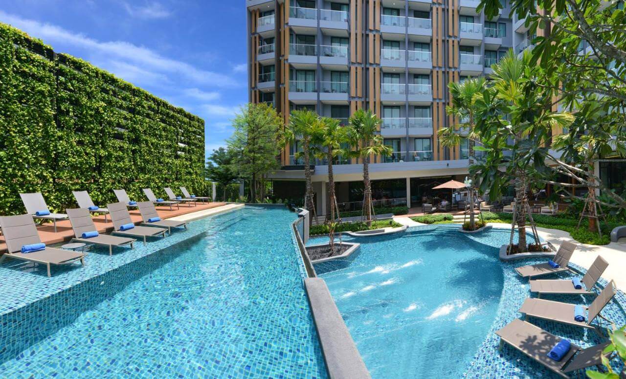 ホテル アンバー パタヤ（Hotel Amber Pattaya）のプール